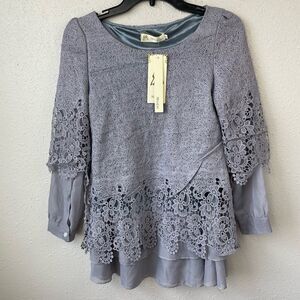 NWT Miss Cai Gray Lace Blouse Top Size L